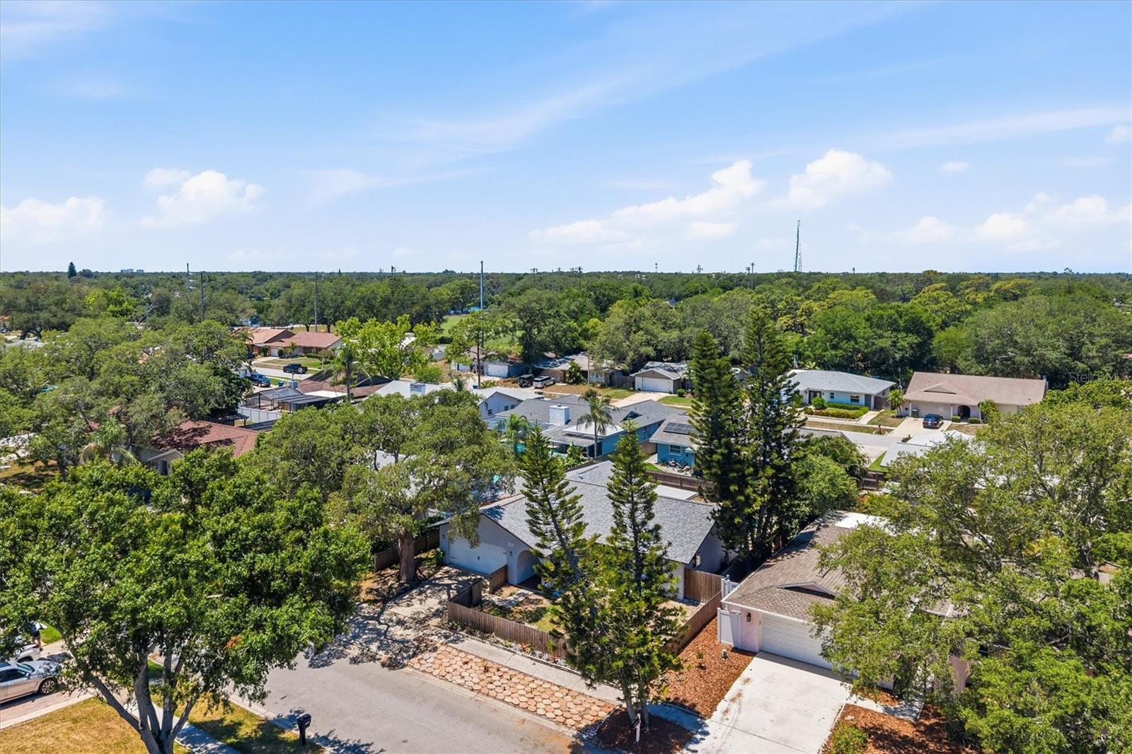 AVON RIDGE - Residential