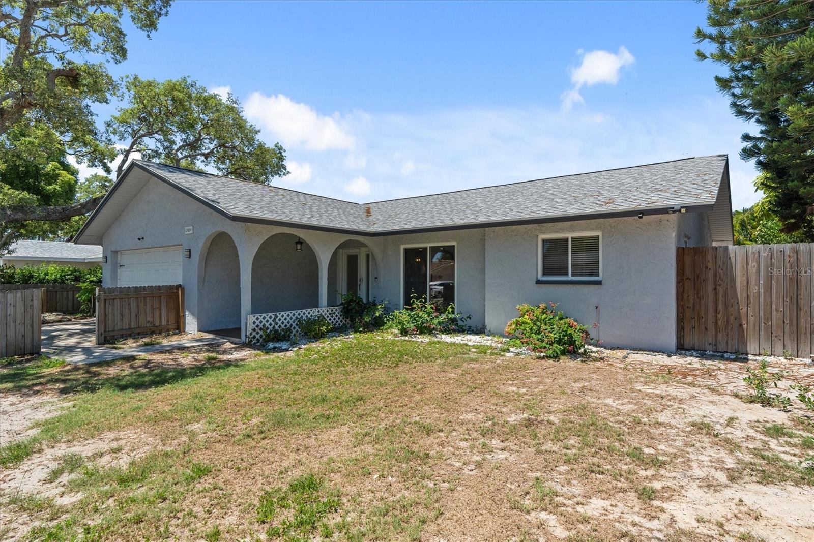 AVON RIDGE - Residential