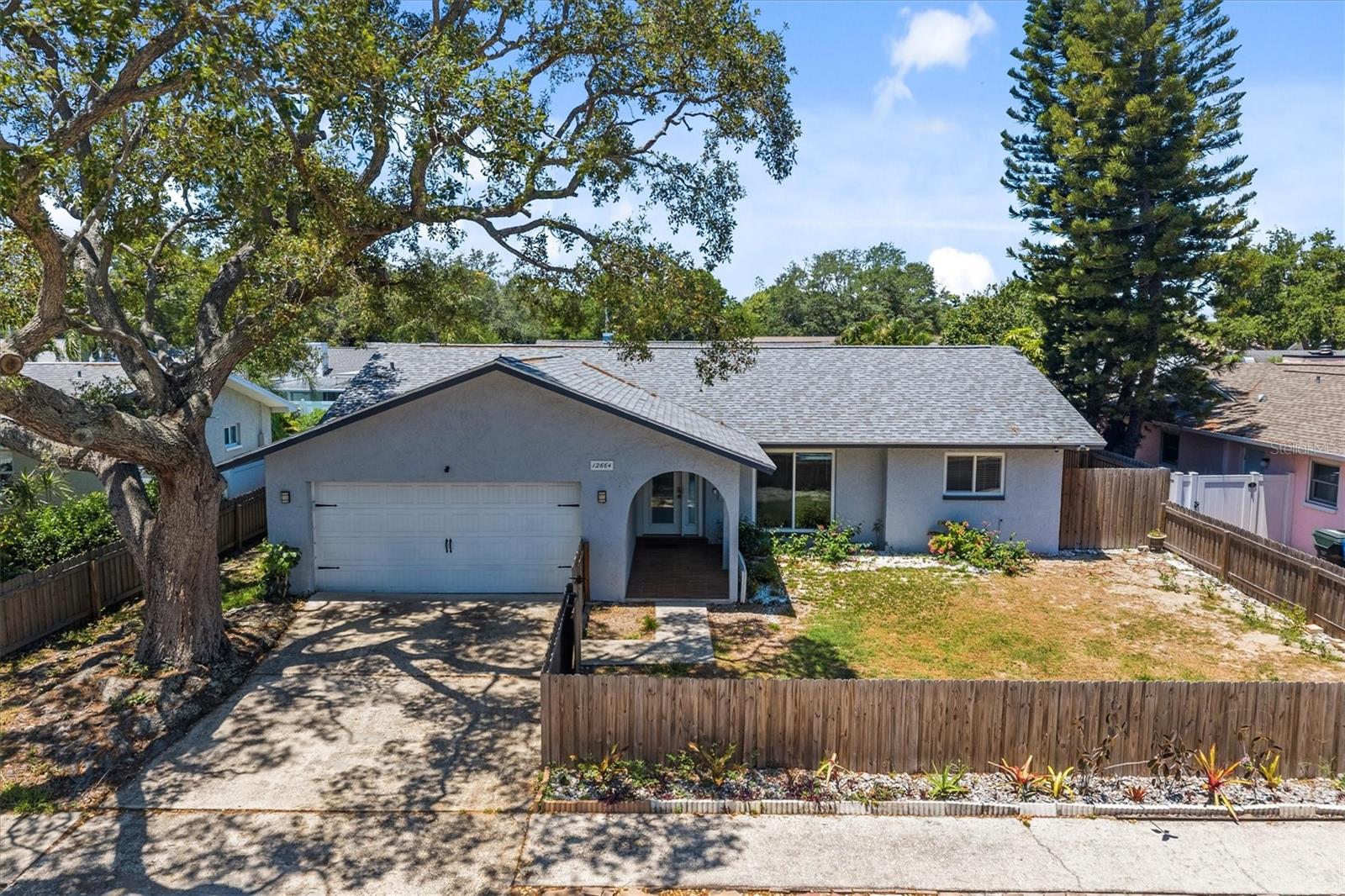 AVON RIDGE - Residential