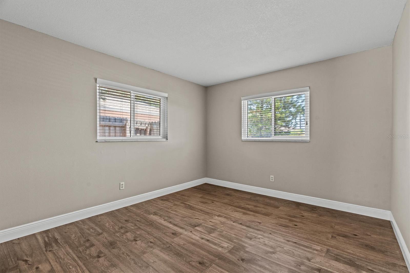 AVON RIDGE - Residential