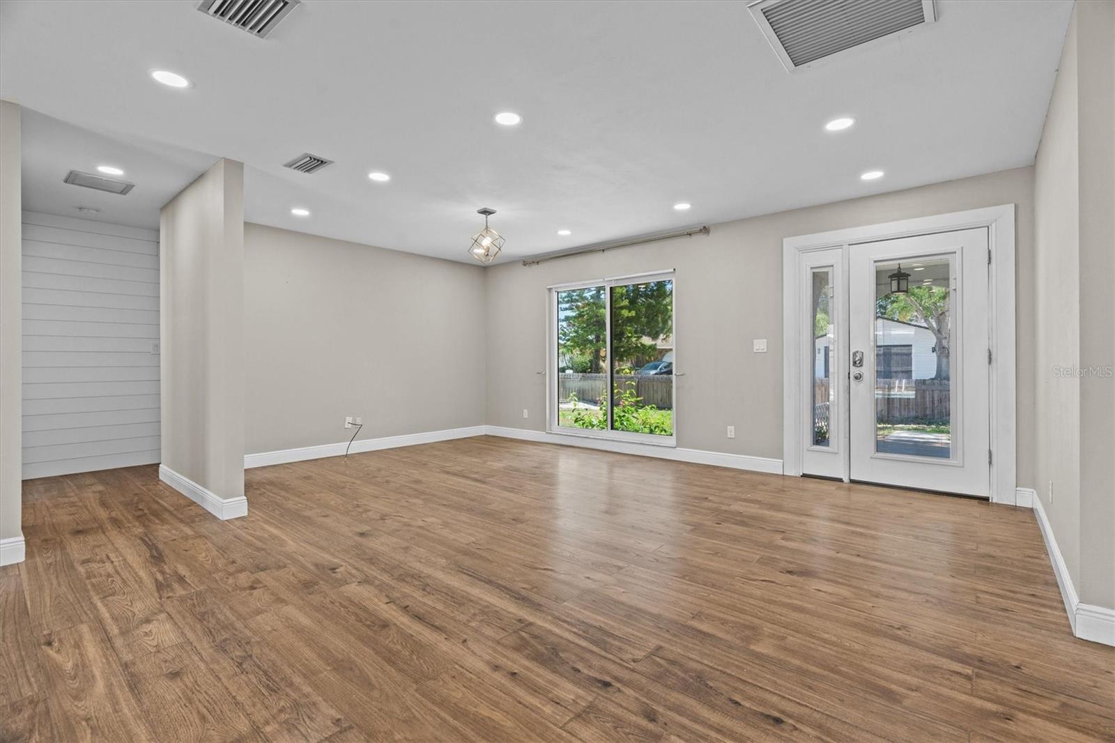 AVON RIDGE - Residential