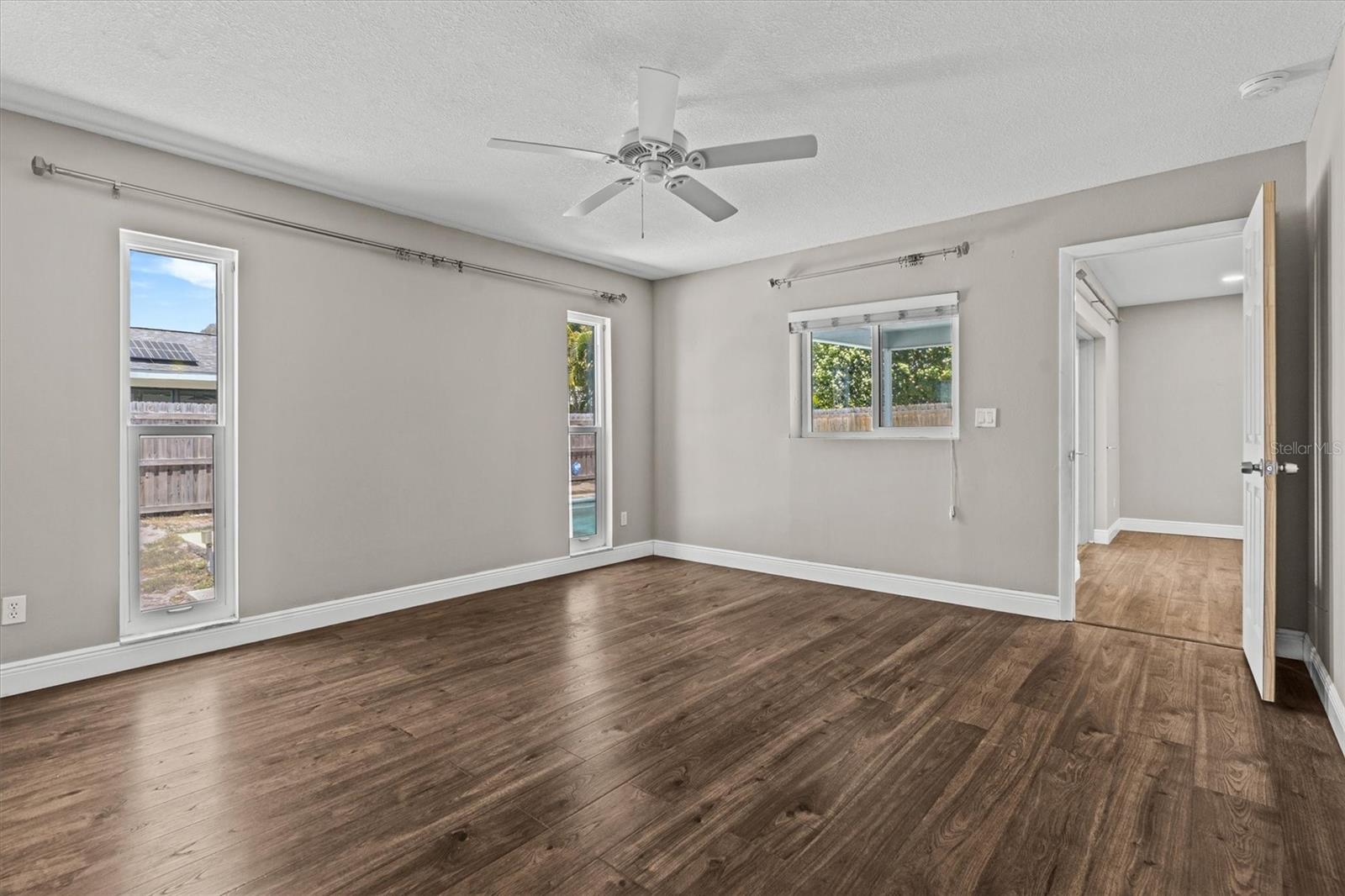 AVON RIDGE - Residential