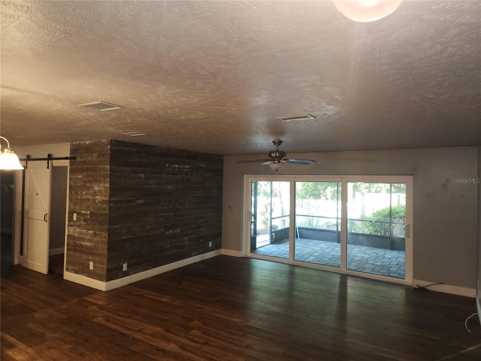 CRENSHAW ACRES - Residential