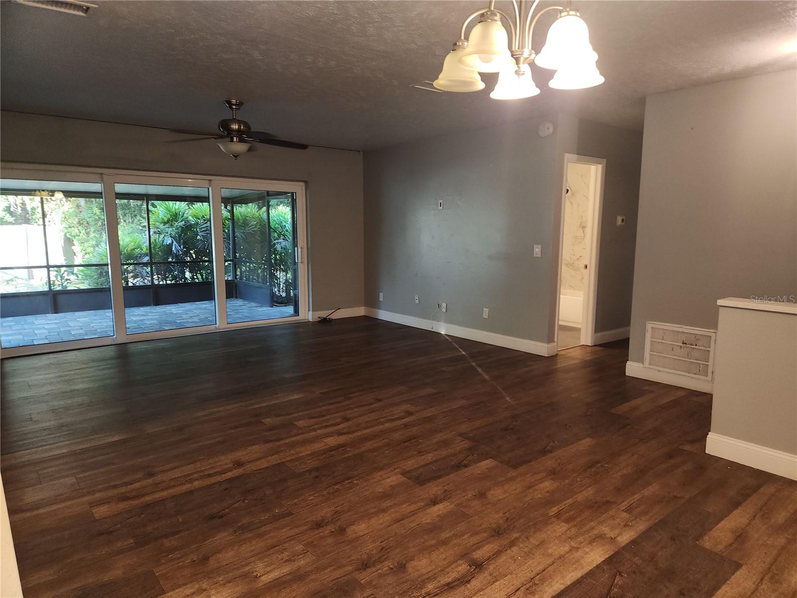 CRENSHAW ACRES - Residential