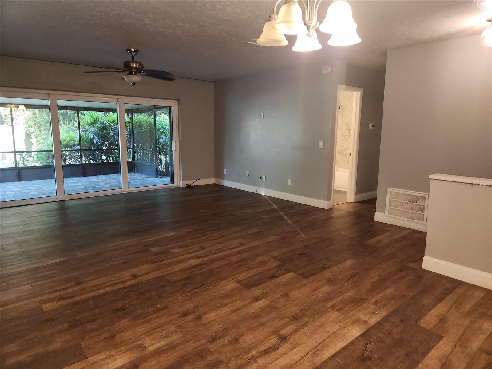 CRENSHAW ACRES - Residential