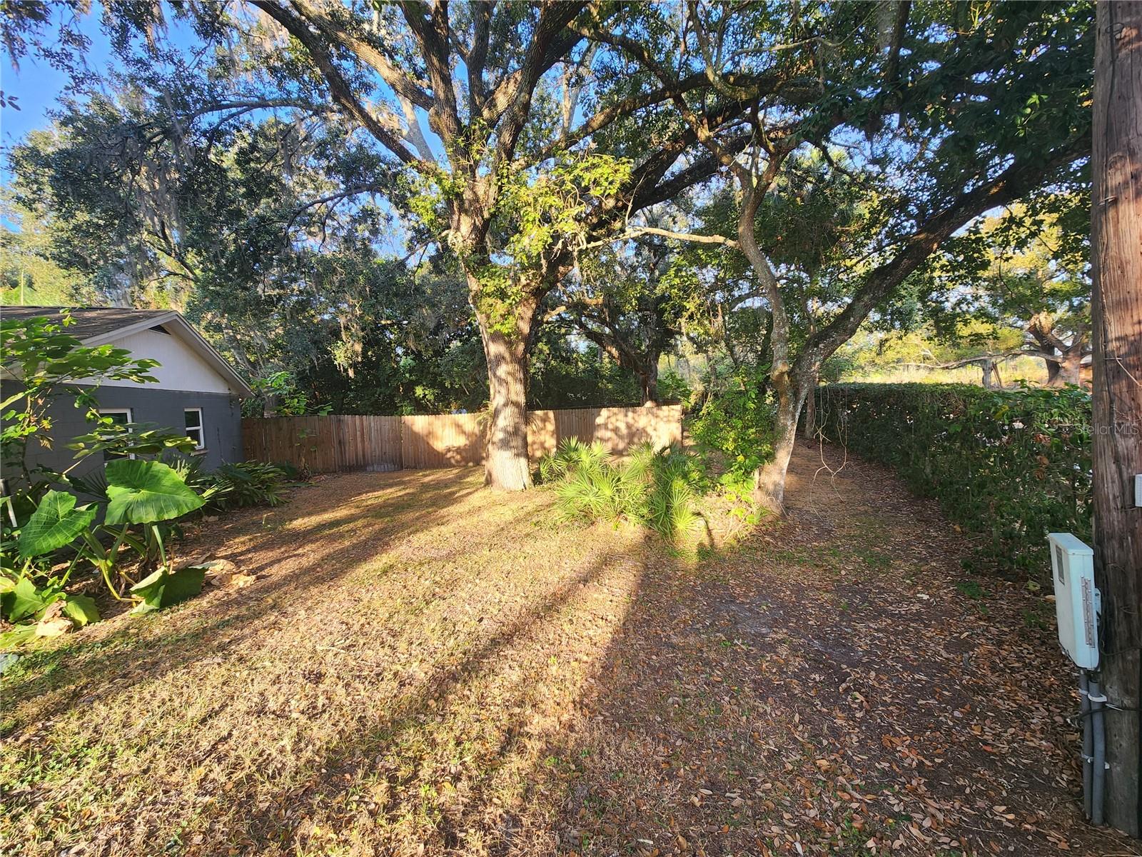 CRENSHAW ACRES - Residential