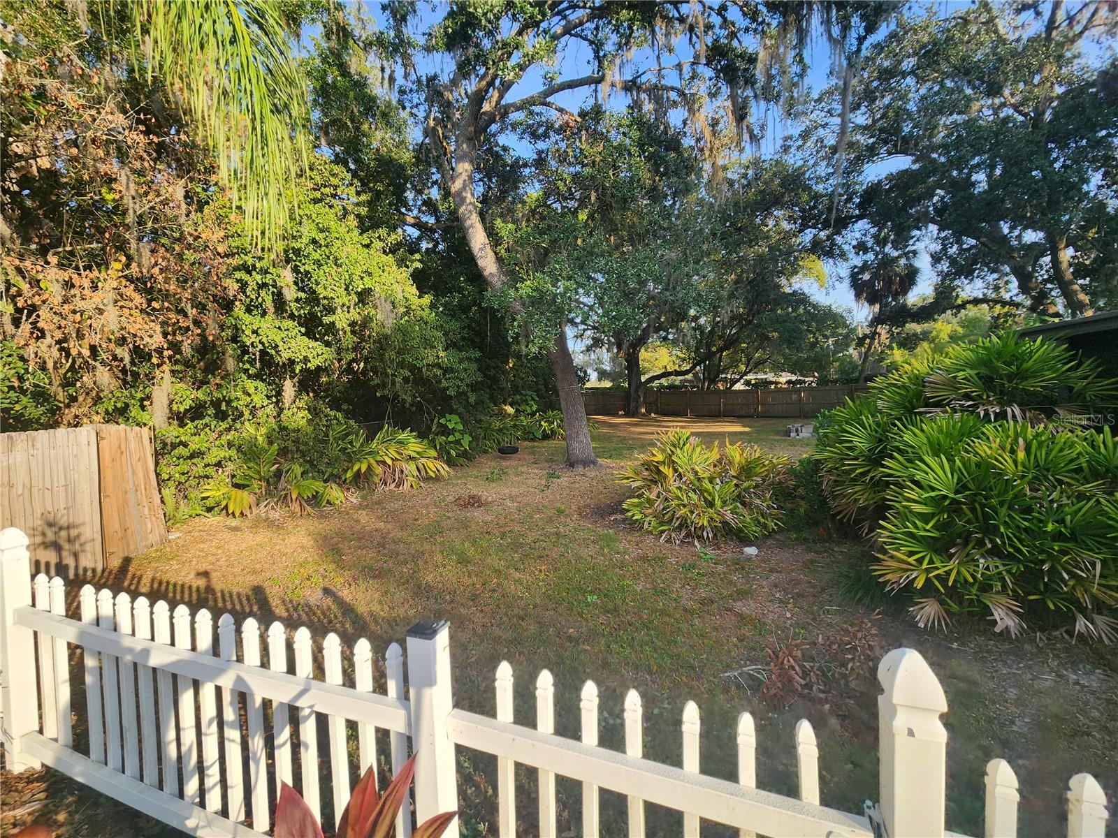 CRENSHAW ACRES - Residential