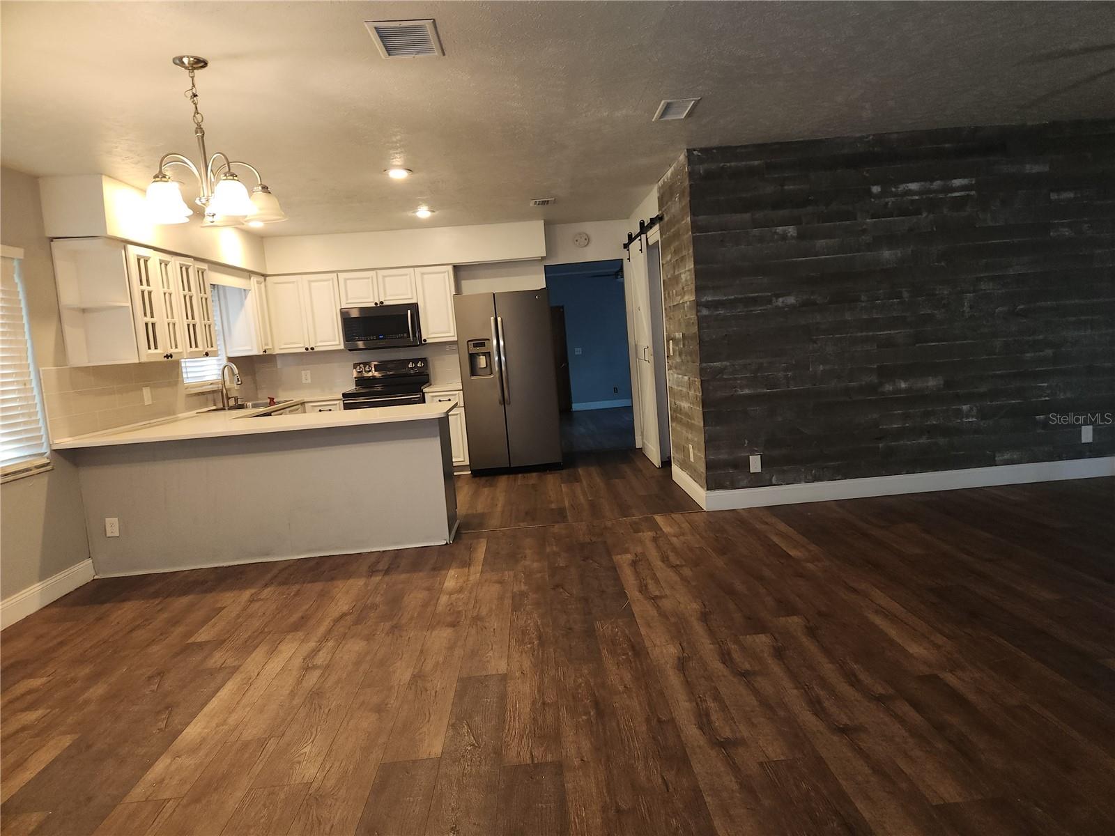 CRENSHAW ACRES - Residential