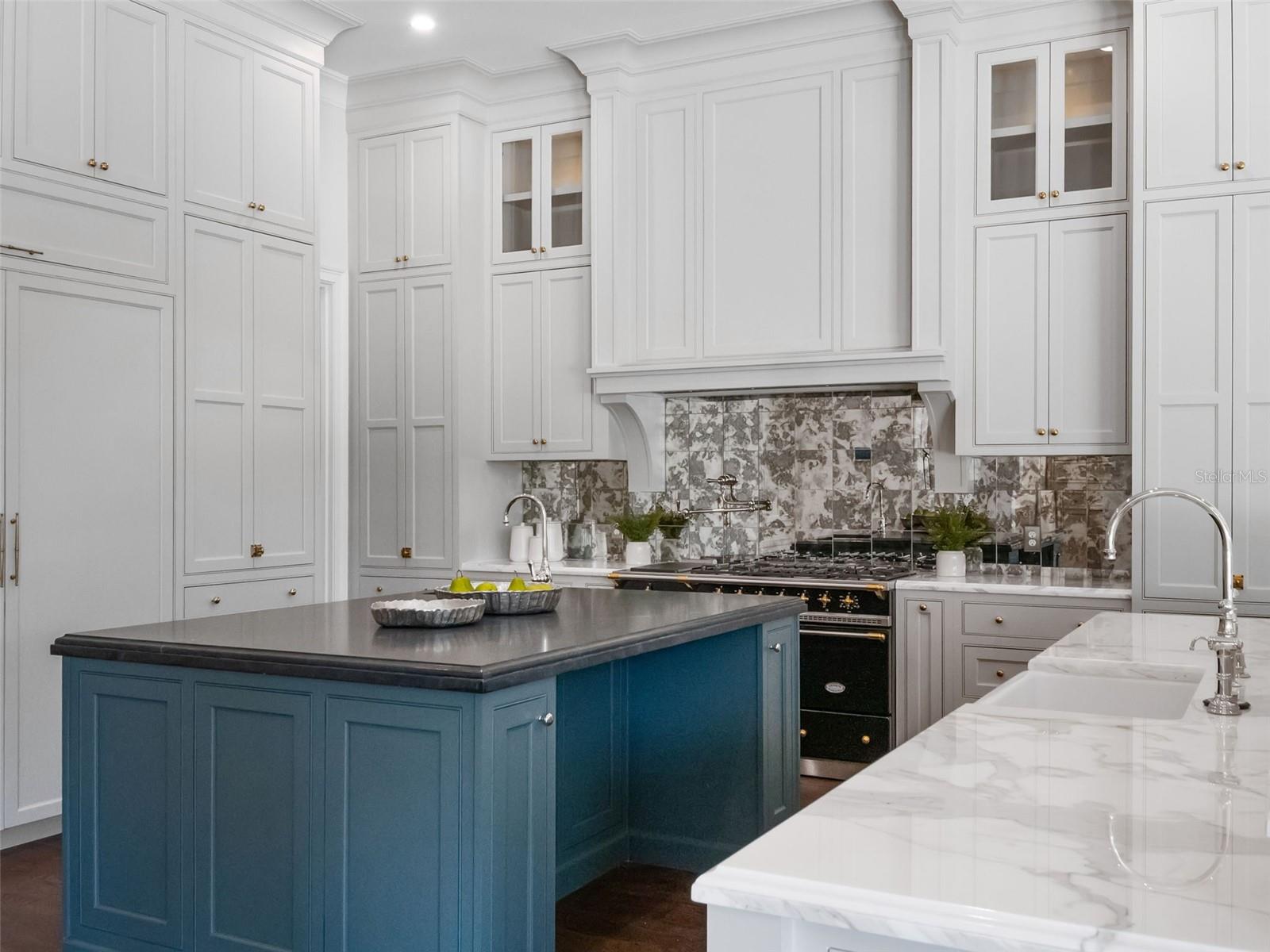 BELLA COLLINA SUB - Residential