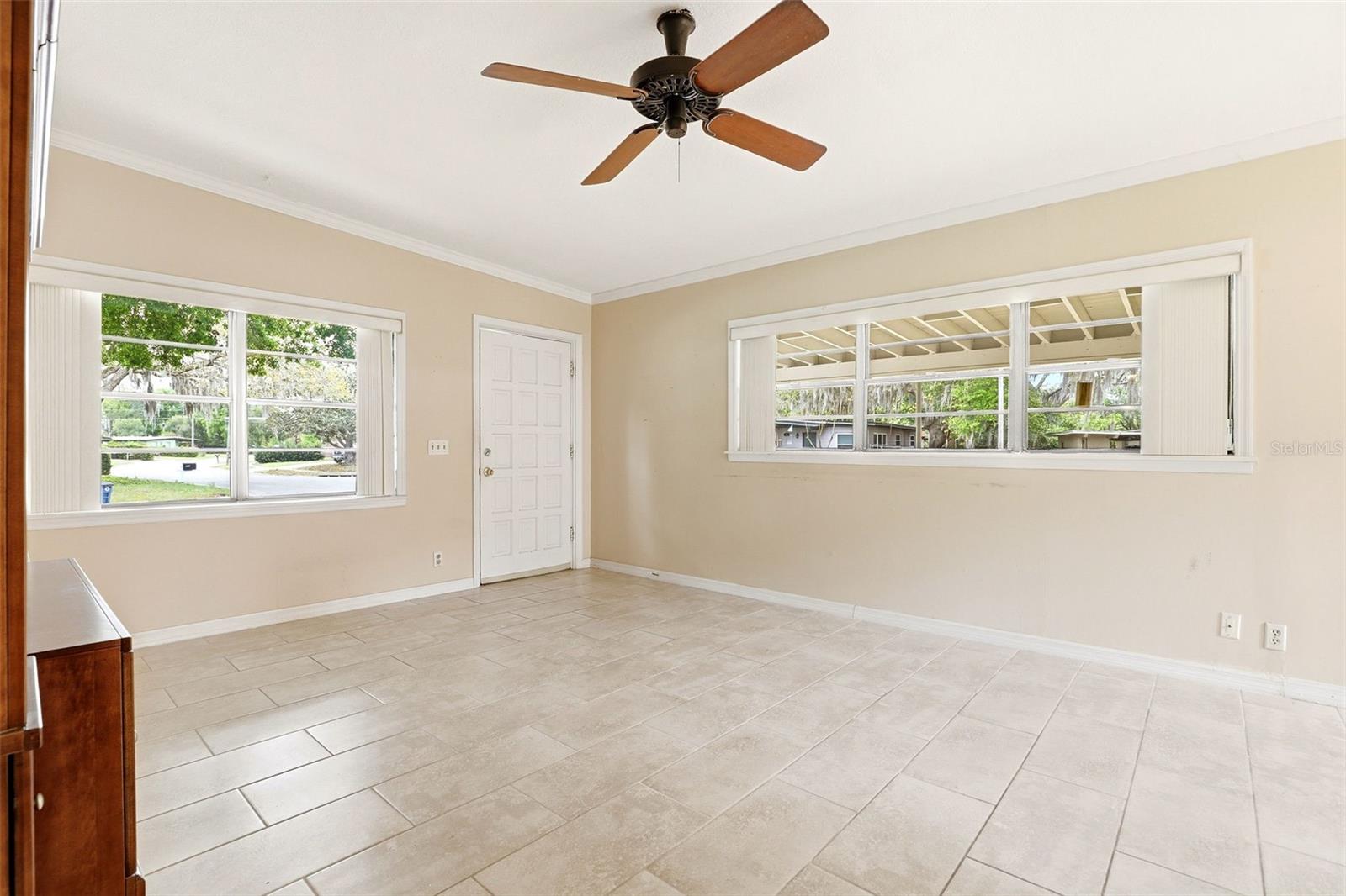 SUNLAND ESTATES 1ST ADD - Residential