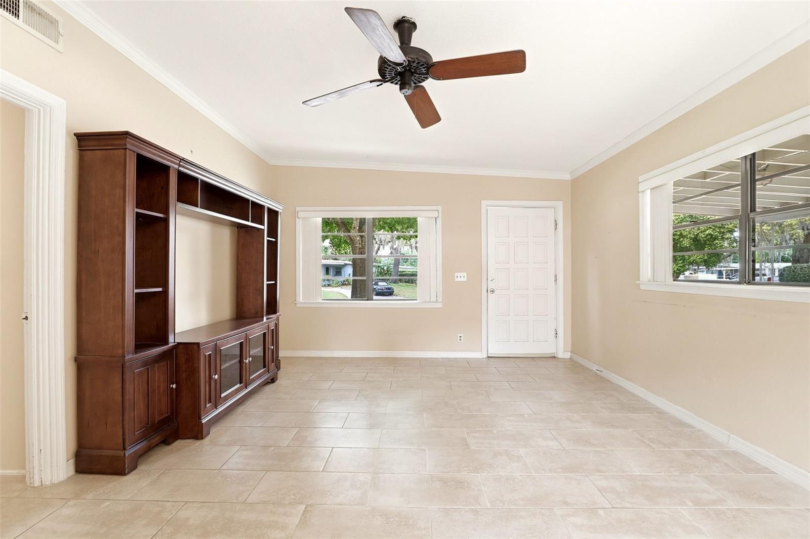 SUNLAND ESTATES 1ST ADD - Residential