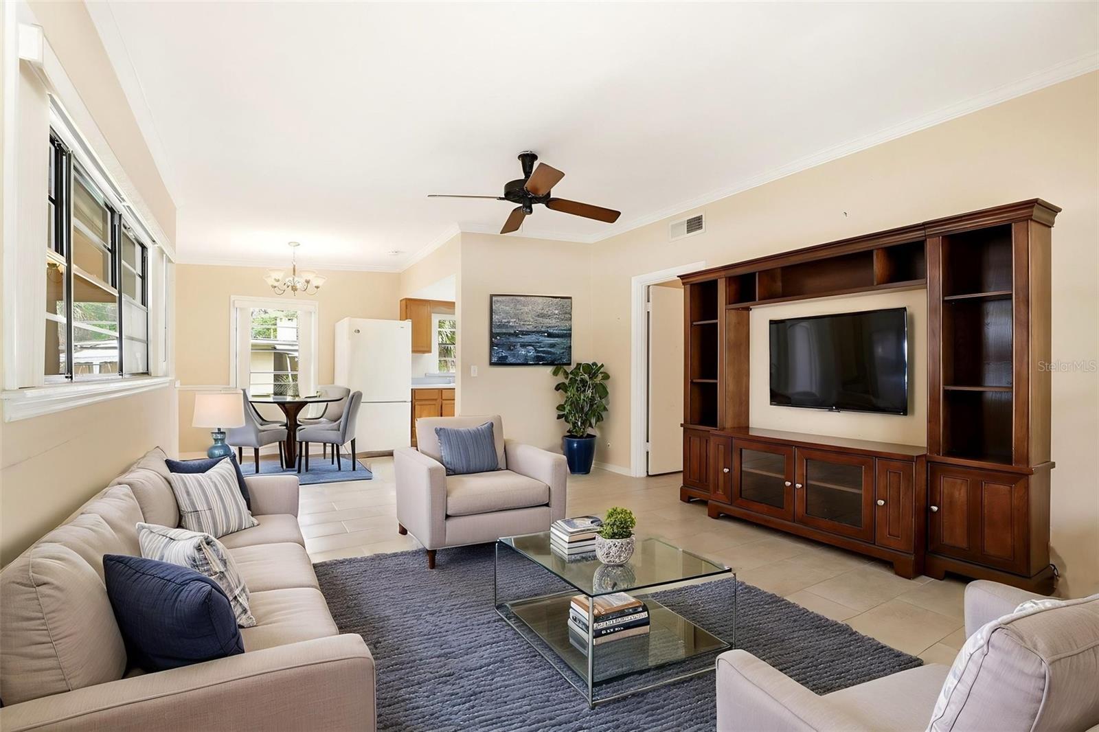 SUNLAND ESTATES 1ST ADD - Residential