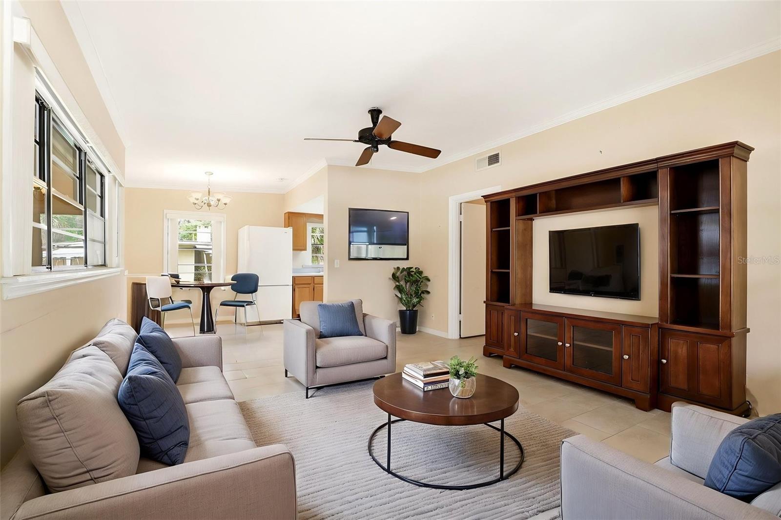 SUNLAND ESTATES 1ST ADD - Residential