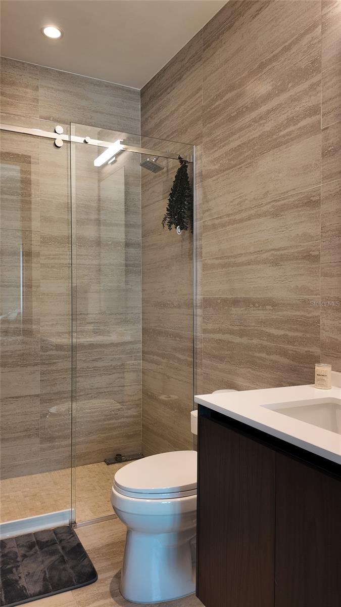 THE ISLES - Residential