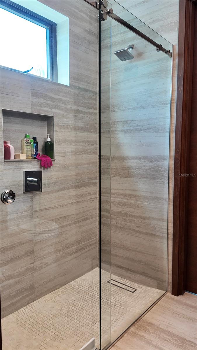 THE ISLES - Residential