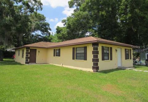 Photo of 5553 19th Street, Zephyrhills, FL 33542 (MLS # TB8468301)