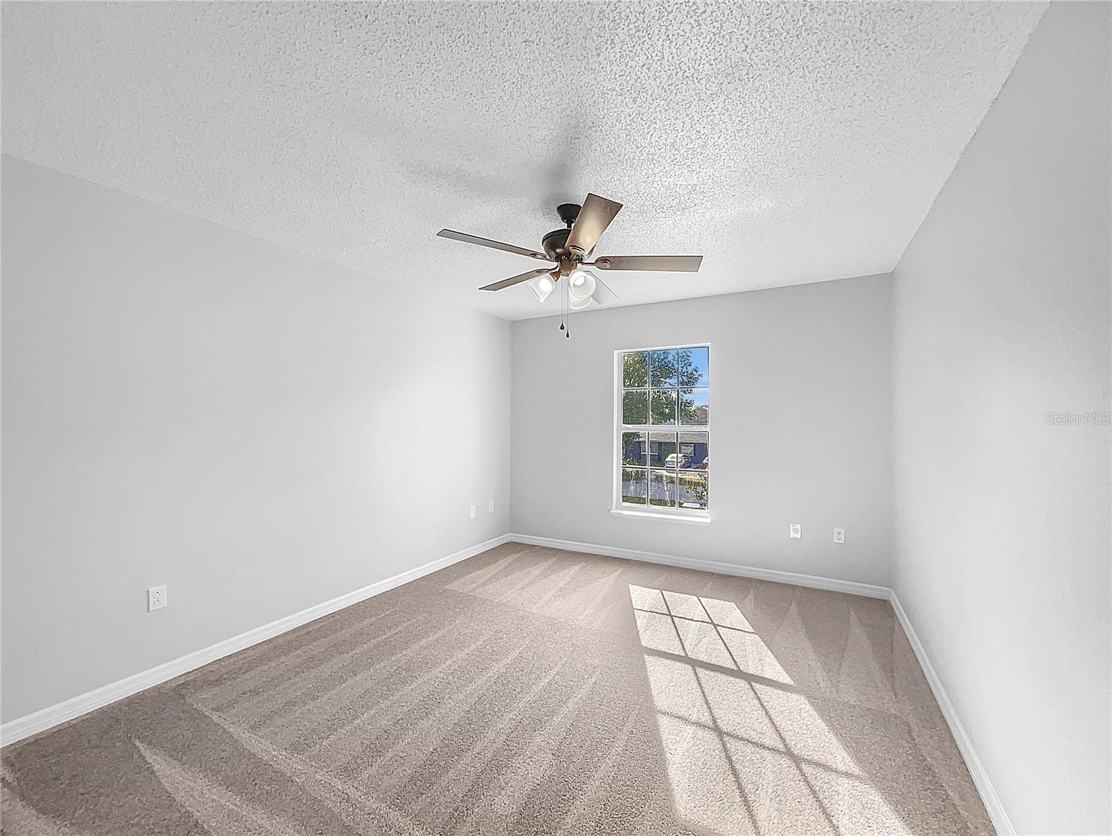 DELTONA LAKES UNIT 32 - Residential