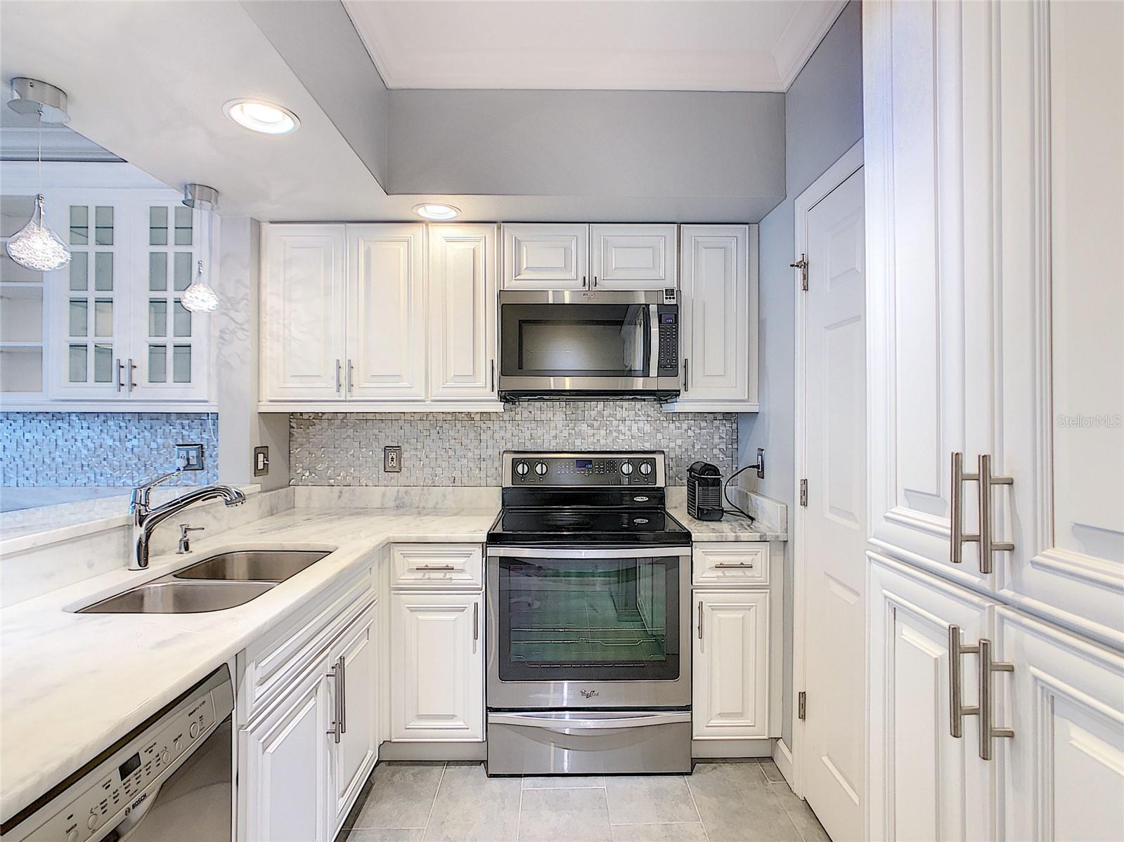 322 E CENTRAL BOULEVARD 1413