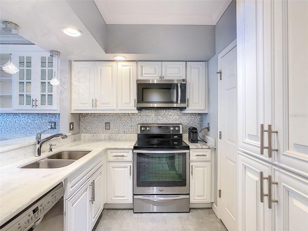 Photo of 322 E Central Boulevard #1413, Orlando, FL 32801 (MLS # O6398969)