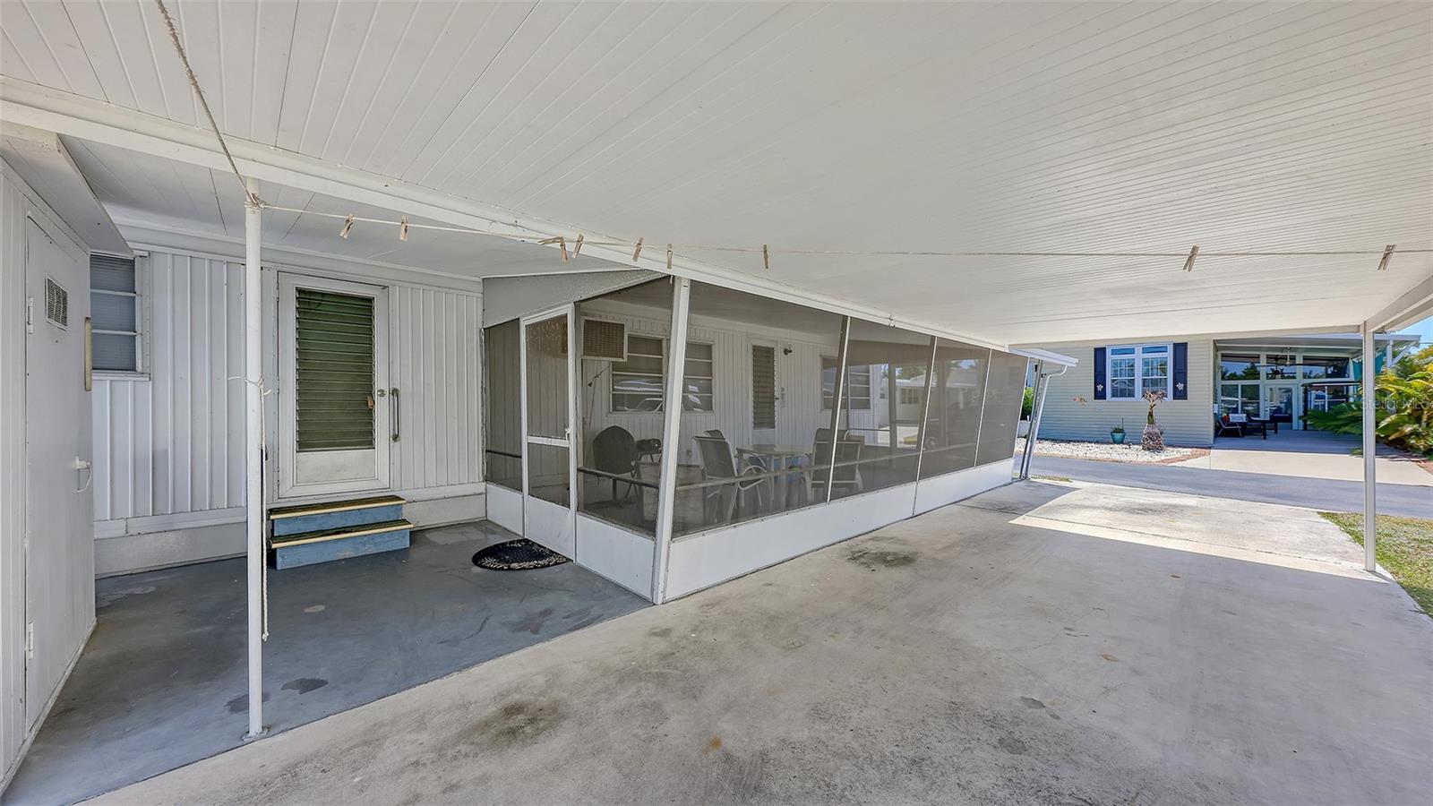 208 SOUTHWINDS DRIVE