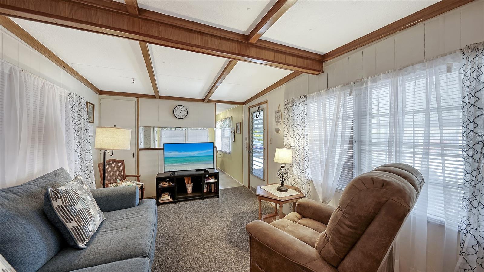 SOUTH WINDS MHP CO-OP - Residential