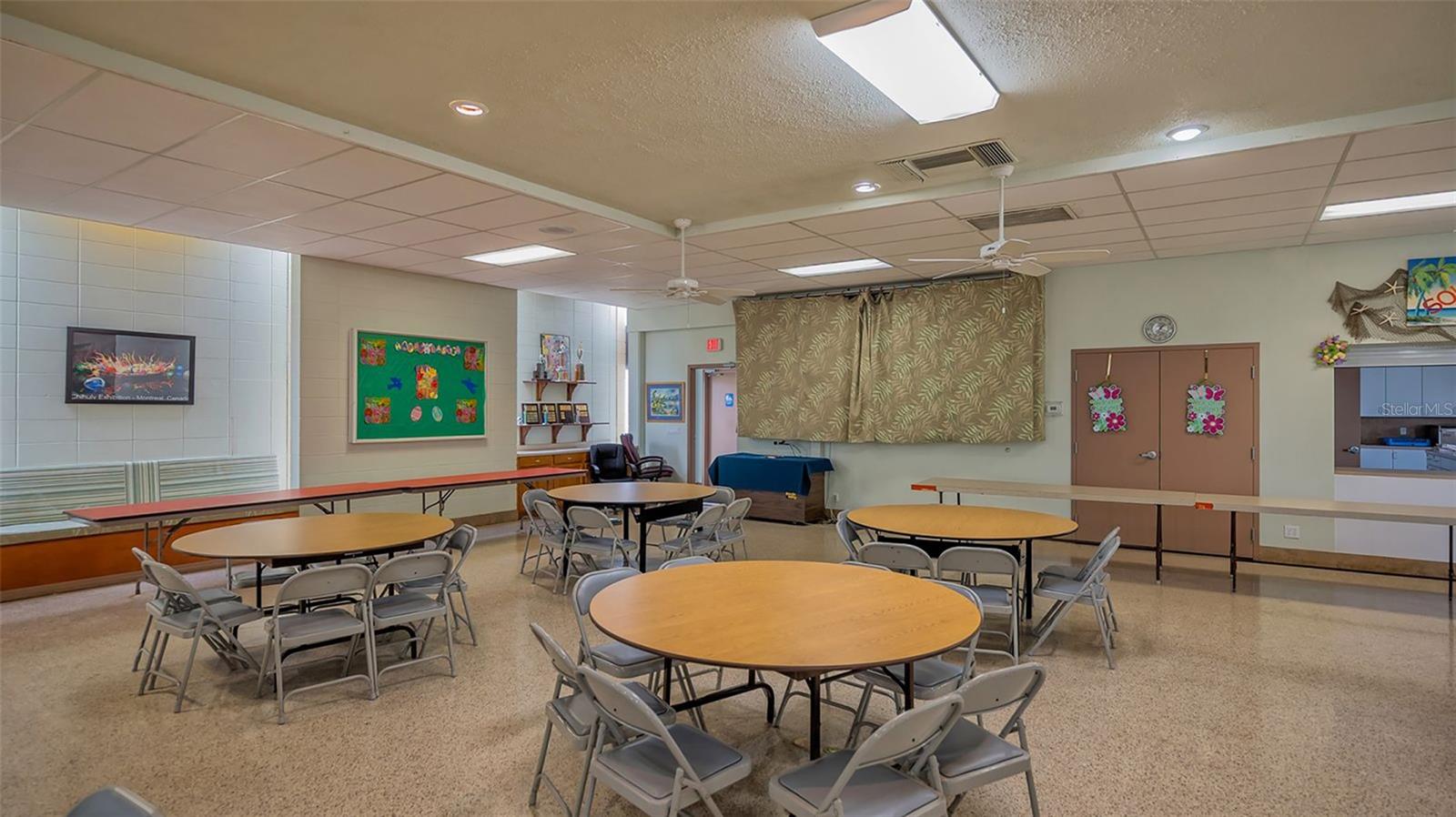 SOUTH WINDS MHP CO-OP - Residential