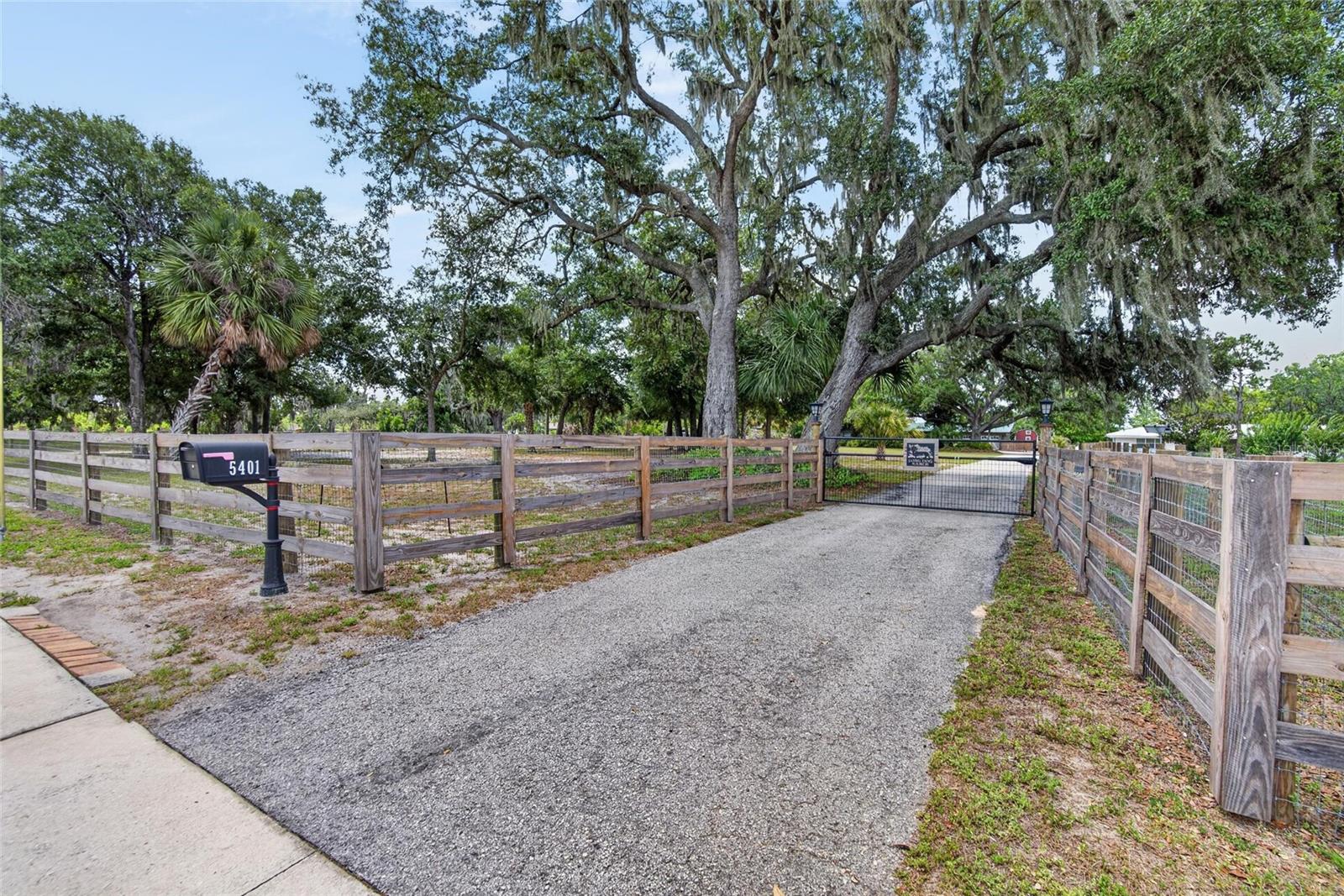 UNPLATTED - Residential