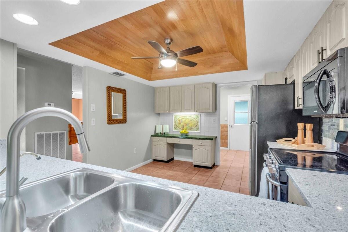 CENTER GATE ESTATE VILL 5 - Residential