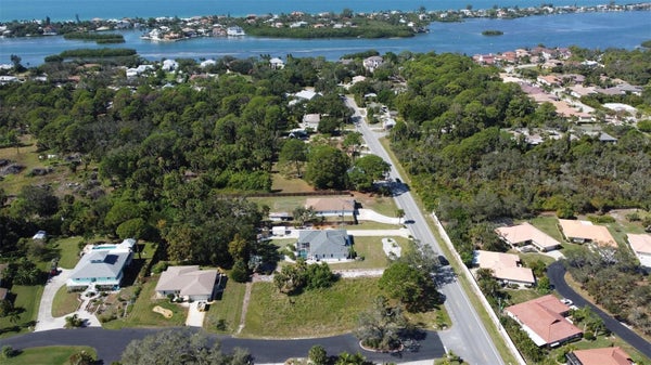 LAUREL WOODS DR, NOKOMIS, FL 34275 - Image 242de7bd777d439ec59fbf5daed042a2/13428680