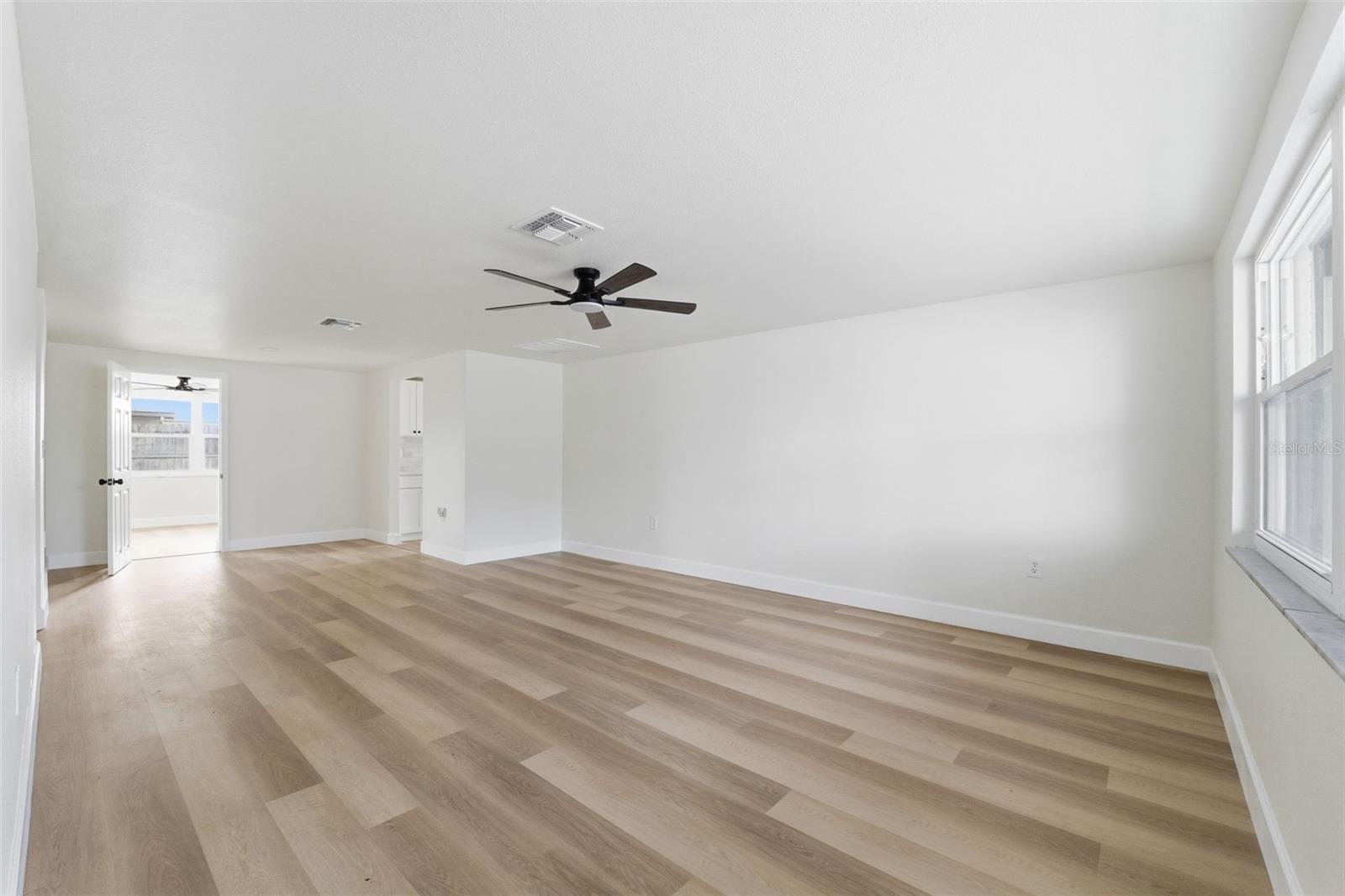 FOREST HILLS - Residential