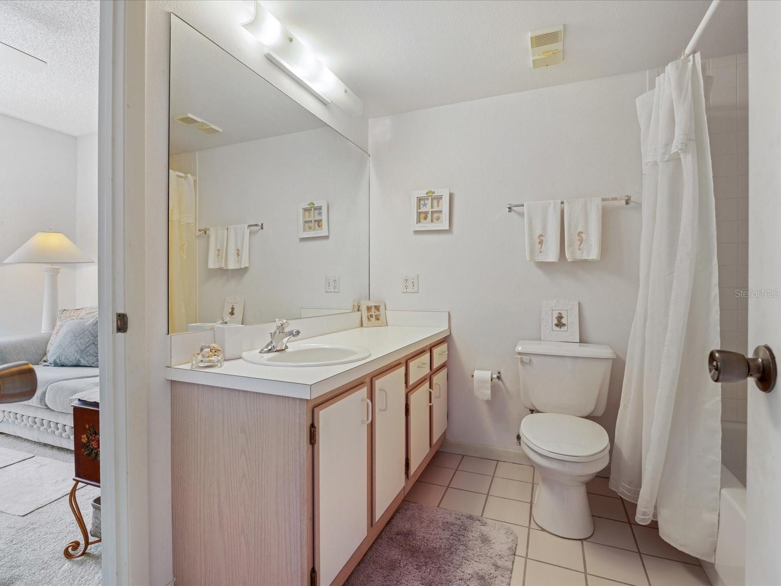 320 ISLAND WAY 205