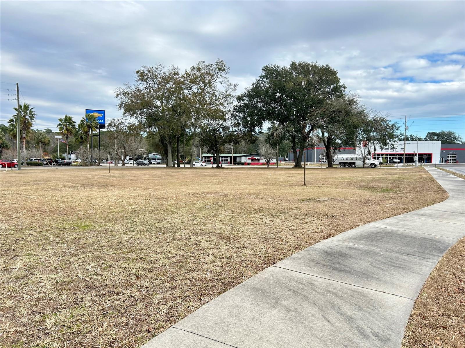 Perfect development opportunity on Main St. BUS zoning allows for many uses including gas station and car wash. Some restrictions may apply. Buyer is to verify all facts.