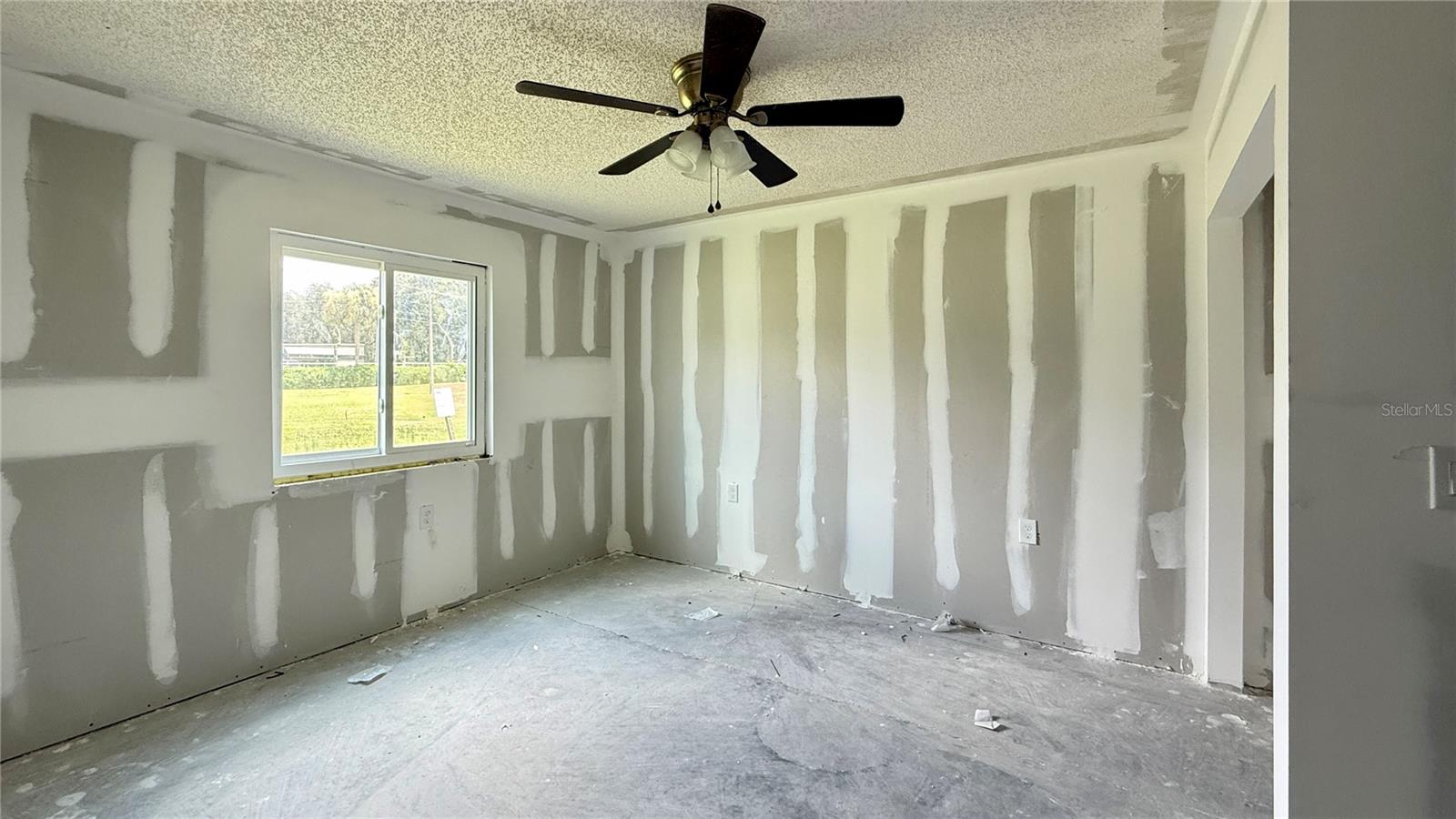 TALIA CONDO - Residential