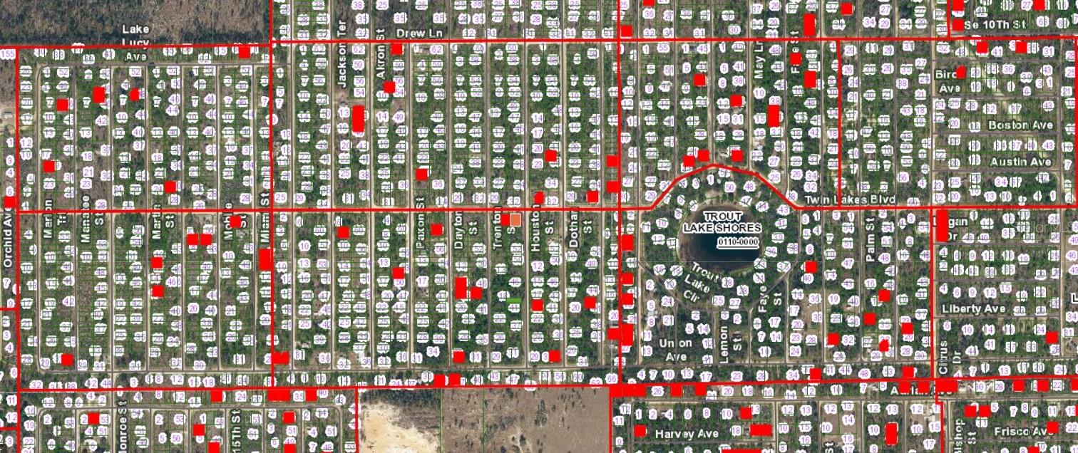 TROUT LAKE VILLAGE - Land