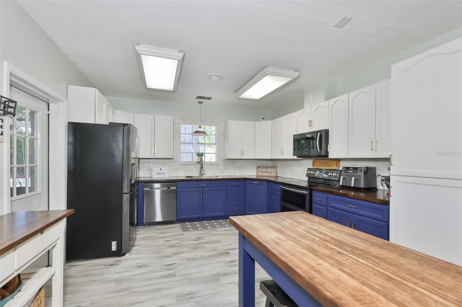 TEVALO HILLS UNIT 1 - Residential