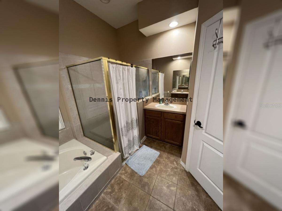 VALENCIA GARDENS PH 03 - Residential Lease