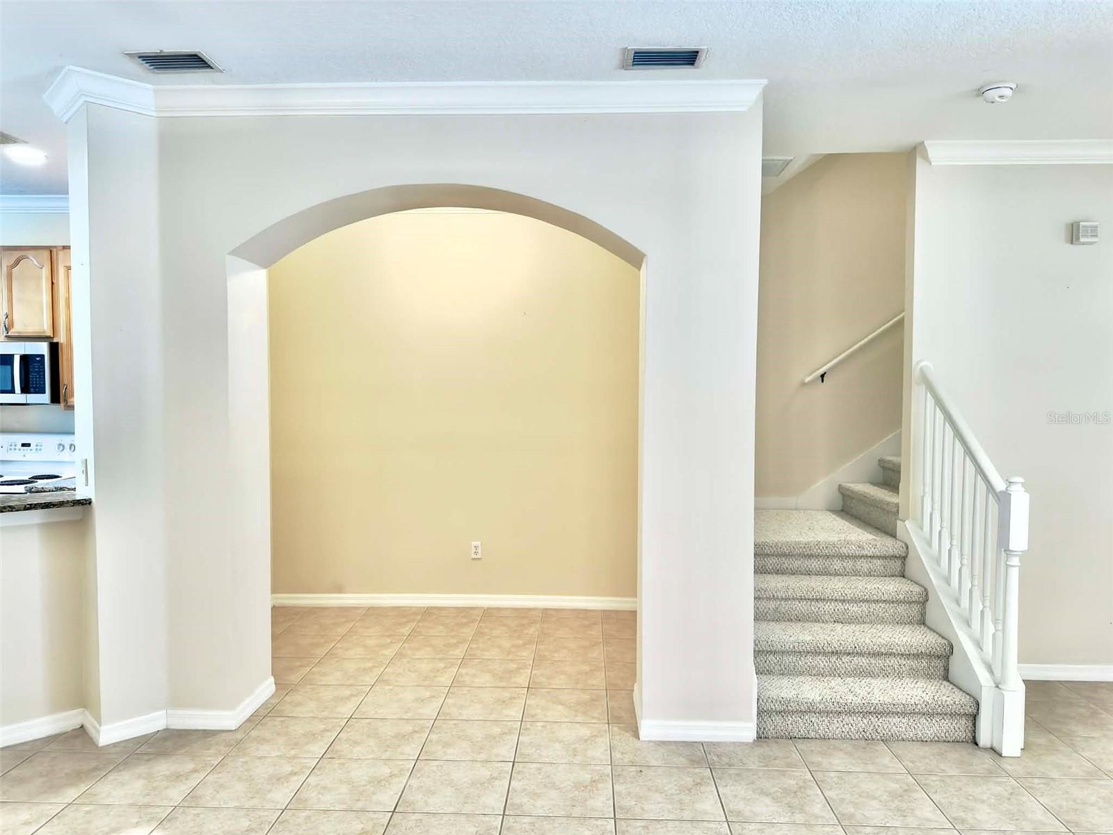 HUNTINGTON RIDGE TWNHMS - Residential