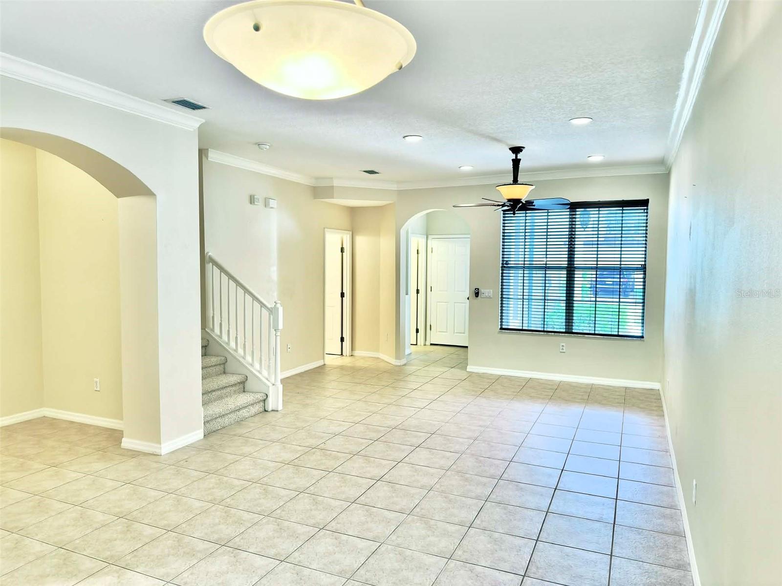 HUNTINGTON RIDGE TWNHMS - Residential