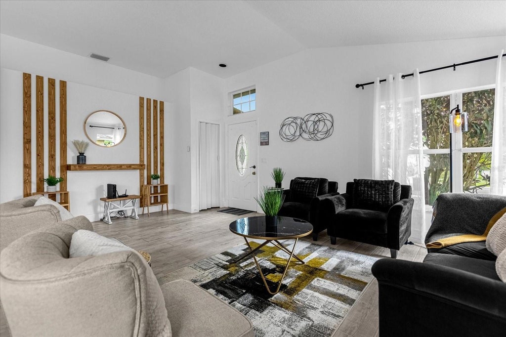 Photo of 3026 Bransbury Court, Kissimmee, FL 34747 (MLS # O6437175)