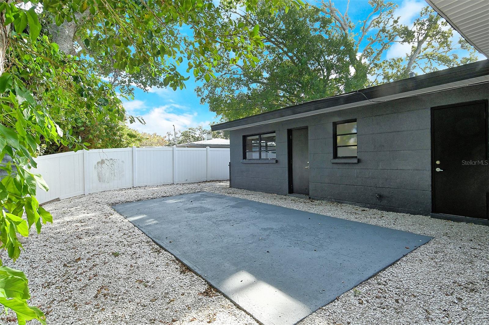 SOUTH GATE - Residential