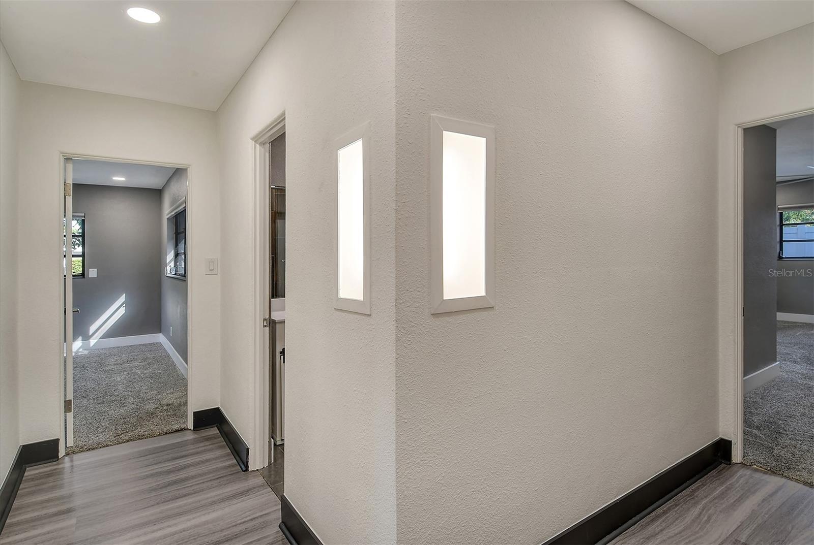 SOUTH GATE - Residential