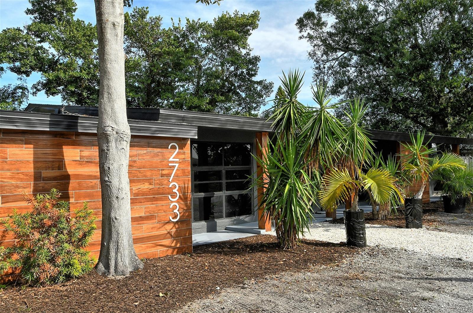 SOUTH GATE - Residential