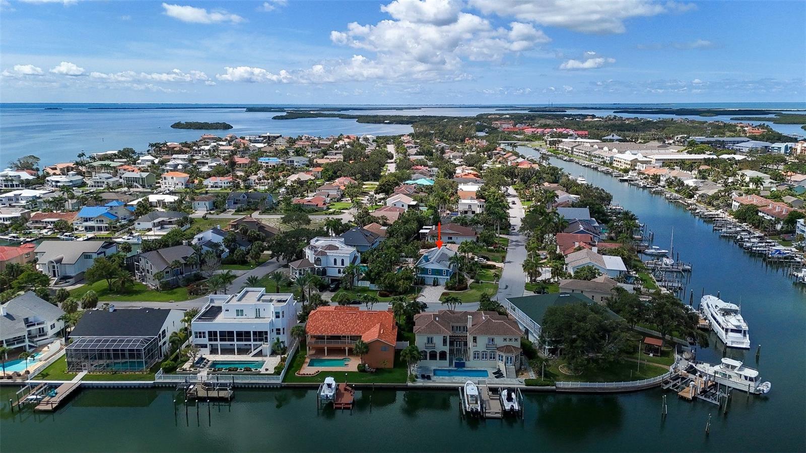 TIERRA VERDE - Residential