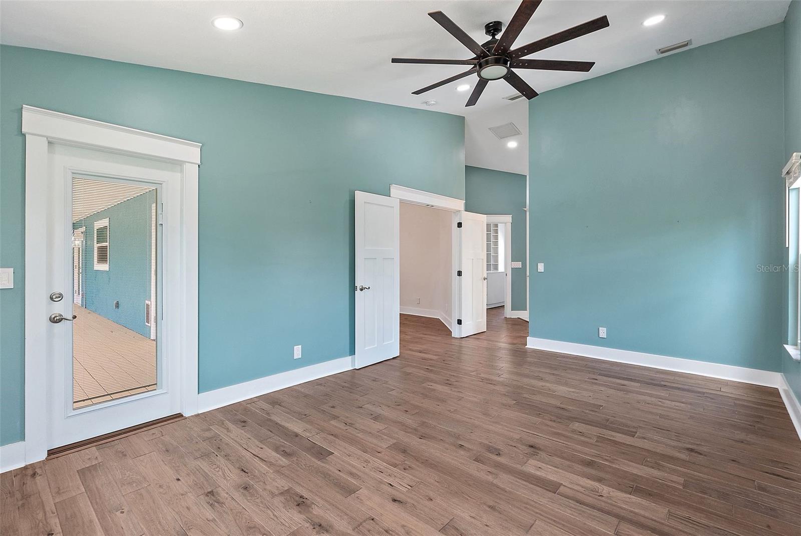 TIERRA VERDE - Residential