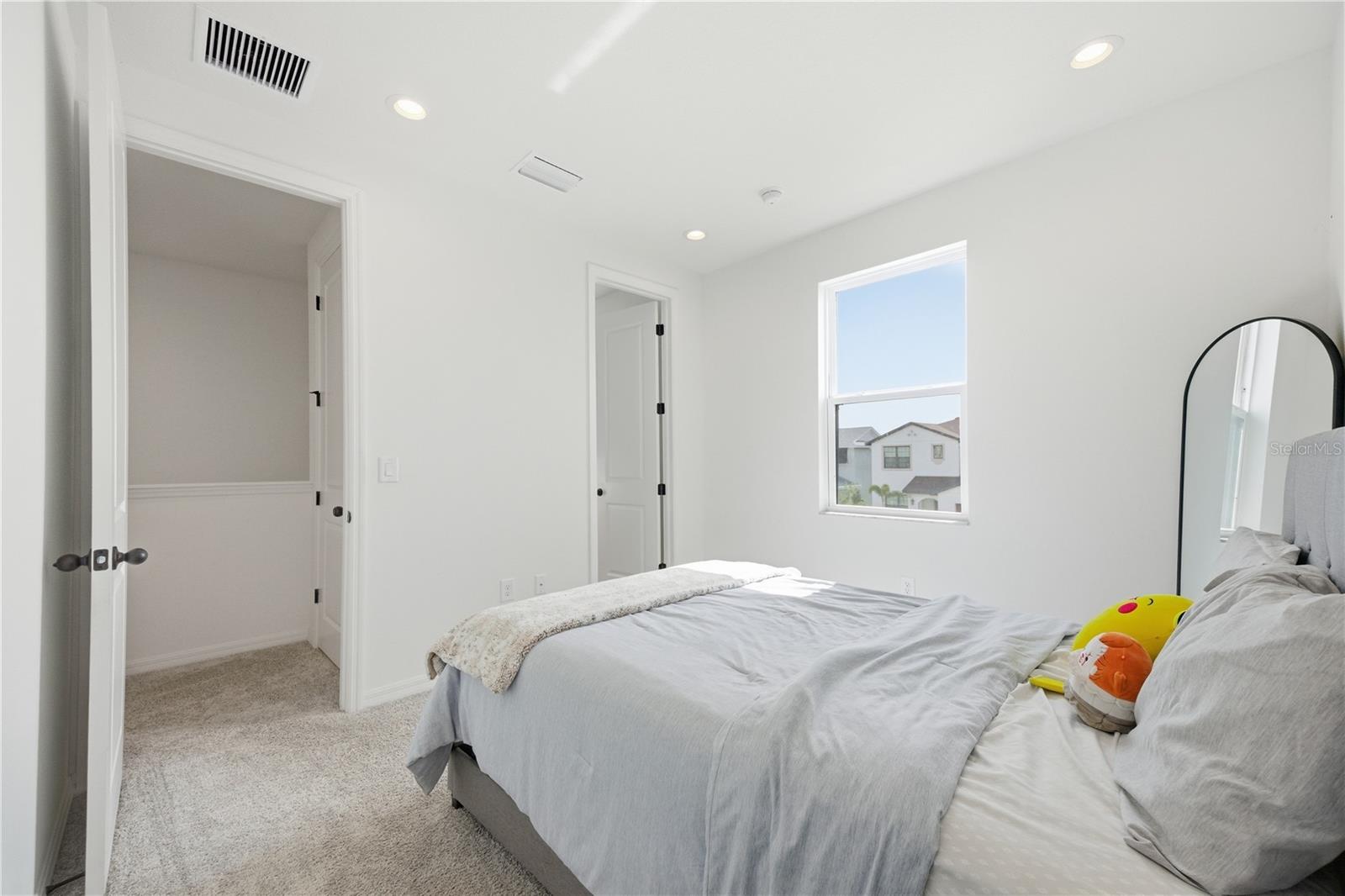 ISLES AT BAYVIEW PH I SUBPH A & B - Residential Lease