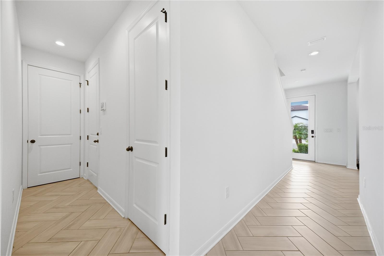 ISLES AT BAYVIEW PH I SUBPH A & B - Residential Lease