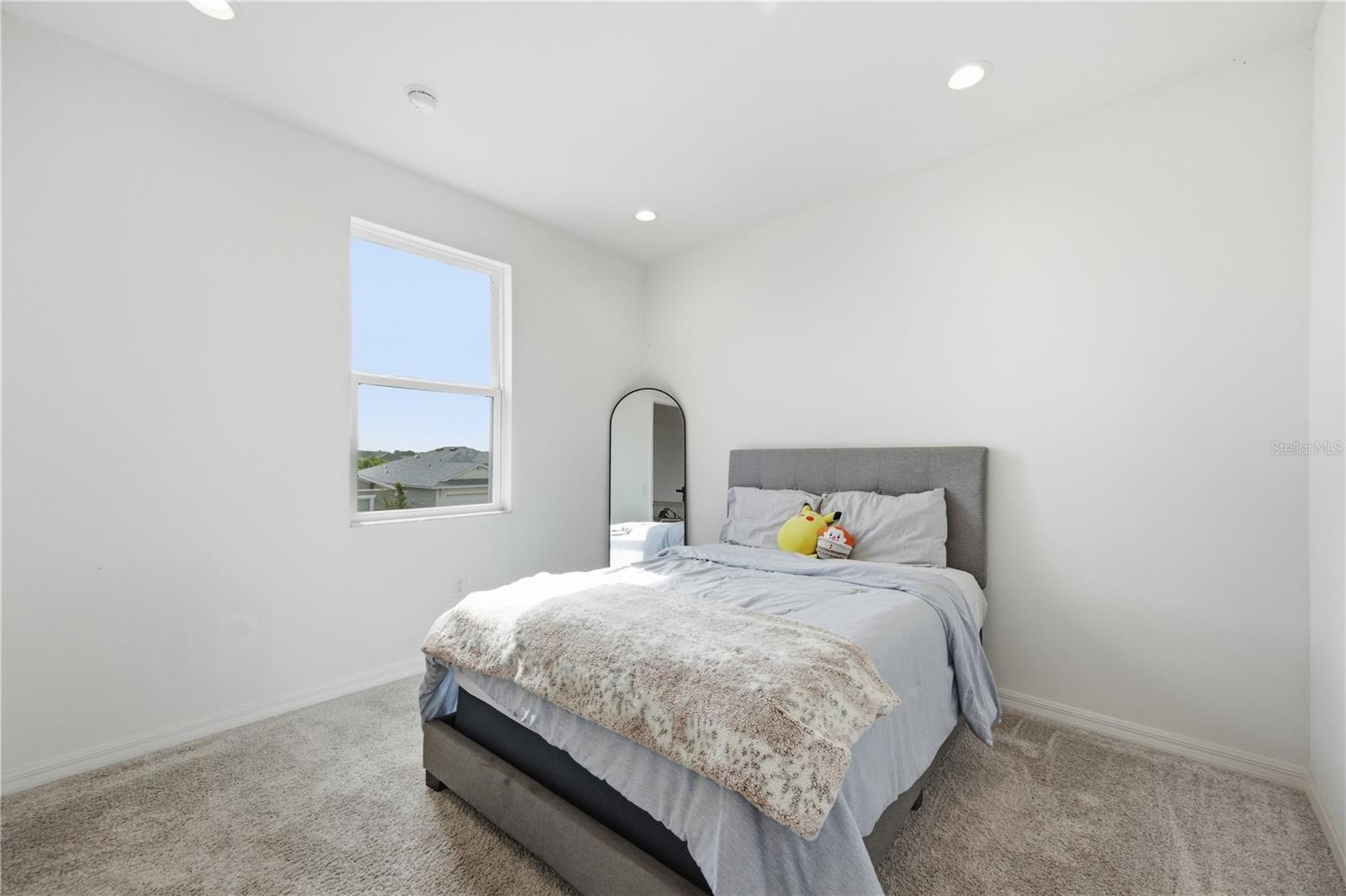 ISLES AT BAYVIEW PH I SUBPH A & B - Residential Lease