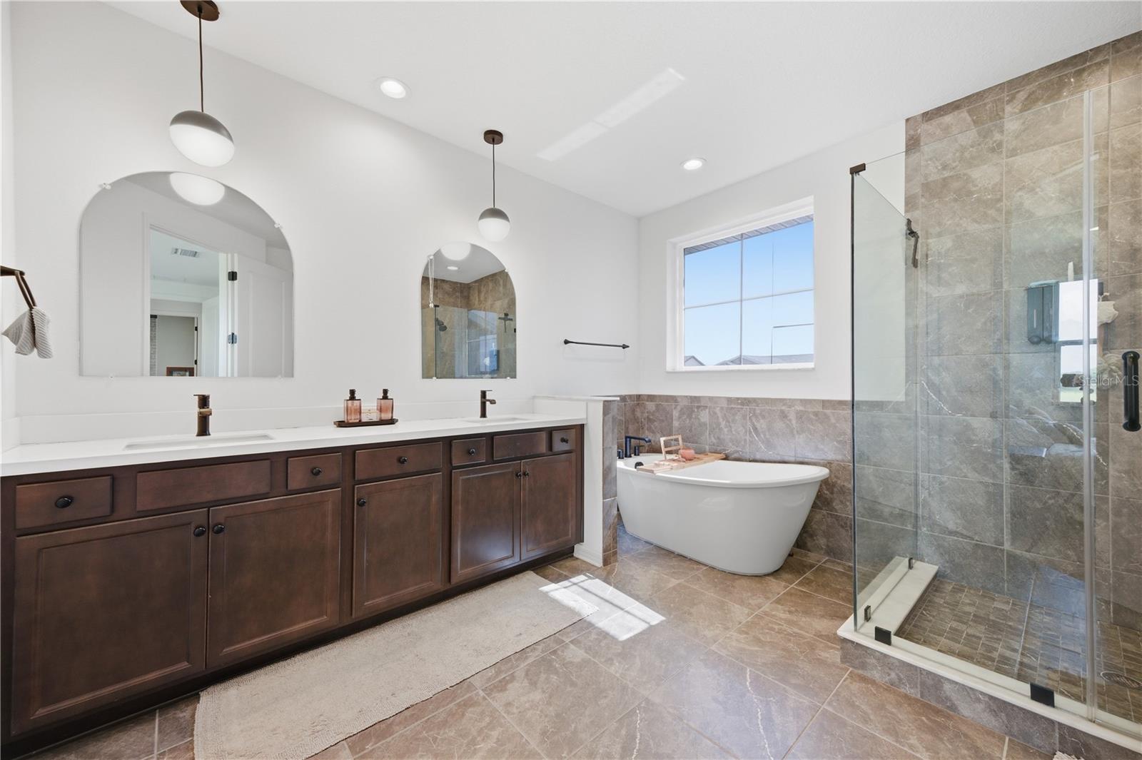 ISLES AT BAYVIEW PH I SUBPH A & B - Residential Lease