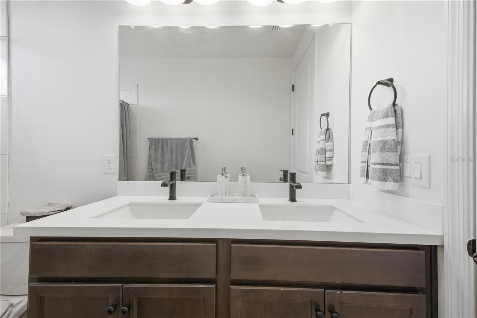 ISLES AT BAYVIEW PH I SUBPH A & B - Residential Lease