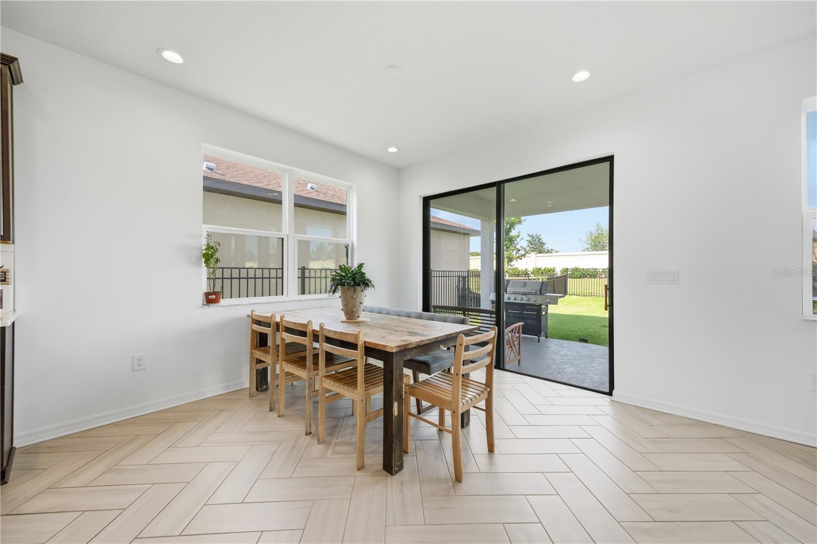 ISLES AT BAYVIEW PH I SUBPH A & B - Residential Lease